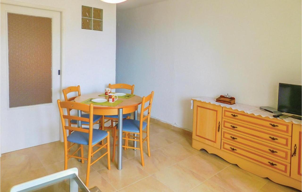 Cozy Apartment In Torrevieja-La Mata With Kitchen Esterno foto